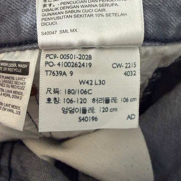 Levis 501 Shrink to Fit Original Straight Jeans White Oak Denim Gray Mens 42x28 - Picture 8 of 9